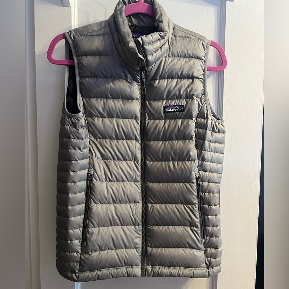 Patagonia Women's Down Vest - Size Small